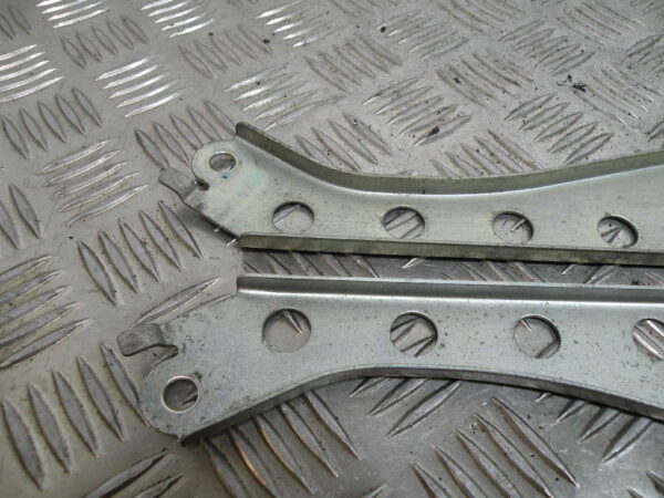 Support de marchepied YAMAHA MAJESTY 400 4t -2009-