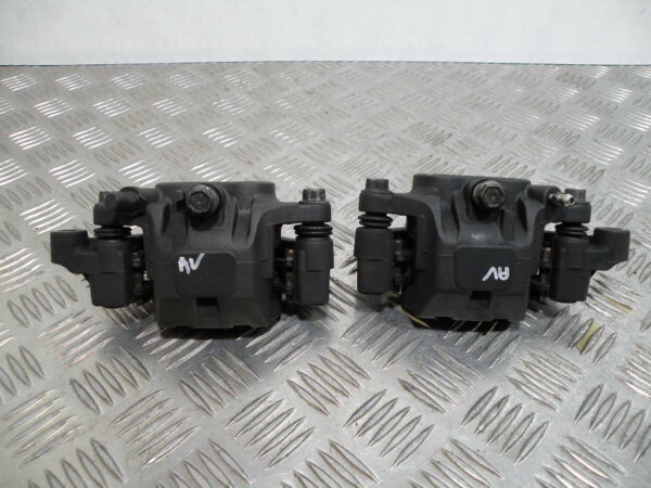 Étriers de frein avant YAMAHA MAJESTY 400 4t -2009-