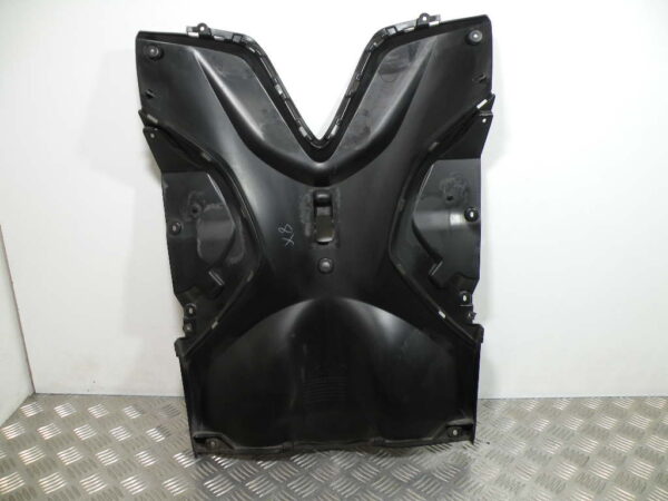 Tablier intérieur YAMAHA TRICITY 125 4t -2016-
