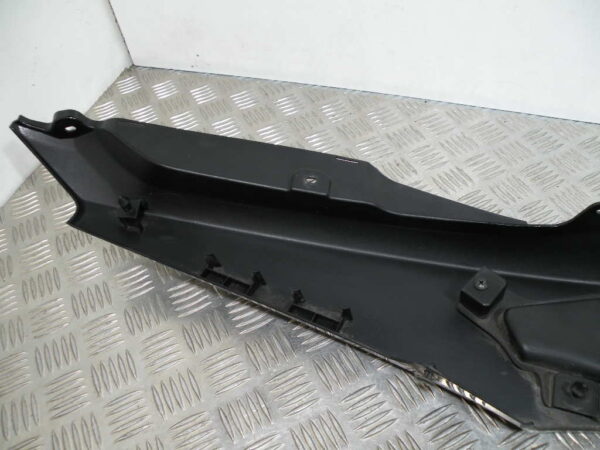 Carénage coque arrière gauche YAMAHA TRICITY 125 4t -2016-