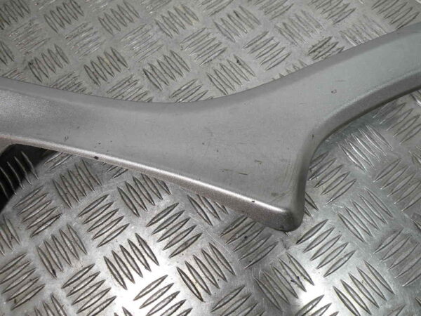 Sabot bas de caisse gauche YAMAHA TRICITY 125 4t -2016-