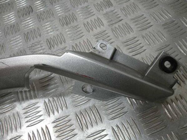 Sabot bas de caisse gauche YAMAHA TRICITY 125 4t -2016-