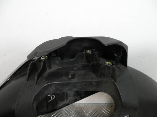 Garde-boue avant droit YAMAHA TRICITY 125 4t -2016-