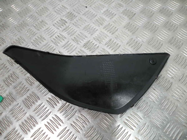 Carénage inférieur gauche YAMAHA TRICITY 125 4t -2016-