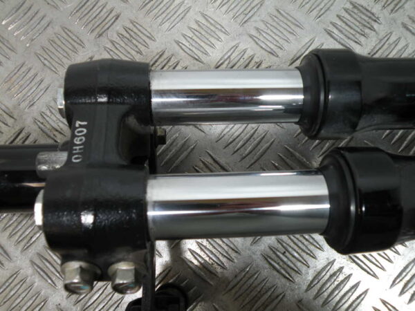 Fourche avant droite YAMAHA TRICITY 125 4t -2016-