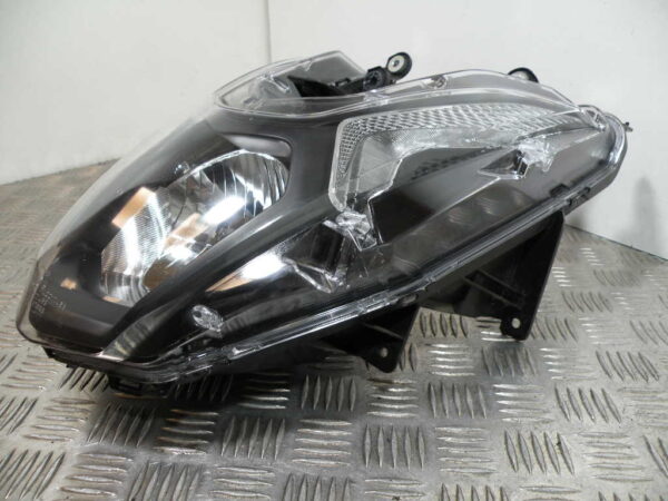 Optique phare avant YAMAHA TRICITY 125 4t -2016-
