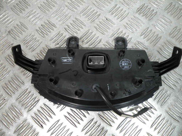 Compteur (29 445 km) YAMAHA TRICITY 125 4t -2016-