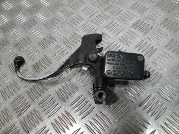 Maître cylindre de frein arrière YAMAHA TRICITY 125 4t -2016-