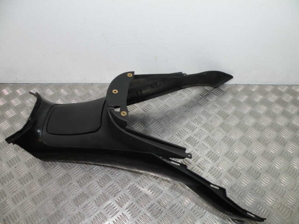 Carénage central de réservoir GILERA  FUOCO 500 4t -2010-