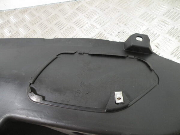 Marche pied droit GILERA  FUOCO 500 4t -2010-