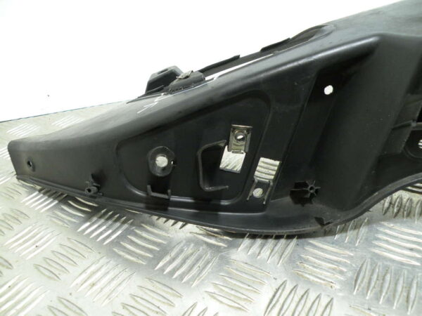 Marche pied gauche GILERA  FUOCO 500 4t -2010-
