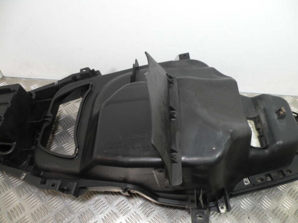 Coffre sous selle GILERA  FUOCO 500 4t -2010-