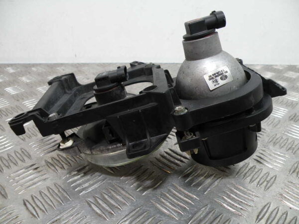 Optique / Phare avant droit GILERA  FUOCO 500 4t -2010-