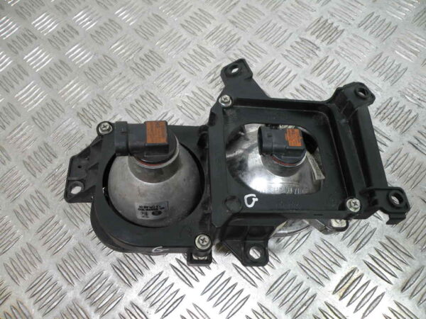 Optique / Phare avant gauche GILERA  FUOCO 500 4t -2010-