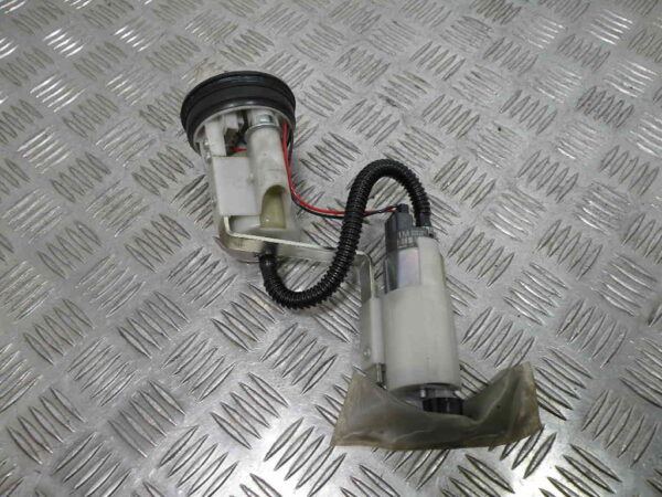 Pompe à essence GILERA  FUOCO 500 4t -2010-