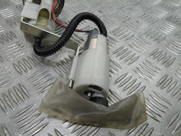 Pompe à essence GILERA  FUOCO 500 4t -2010-