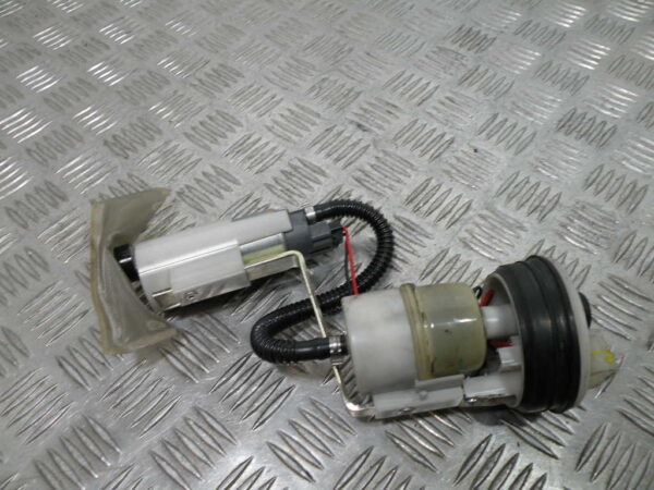 Pompe à essence GILERA  FUOCO 500 4t -2010-