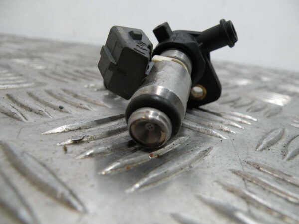Injecteur GILERA  FUOCO 500 4t -2010-