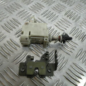 Mécanisme et serrure de coffre GILERA  FUOCO 500 4t -2010-