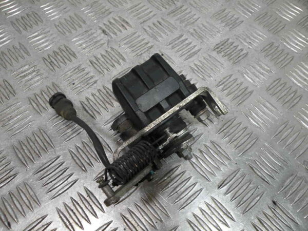 Étrier de roll lock GILERA  FUOCO 500 4t -2010-