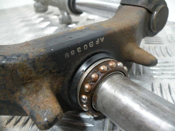Fourche YAMAHA MAJESTY 125 4t -2003-