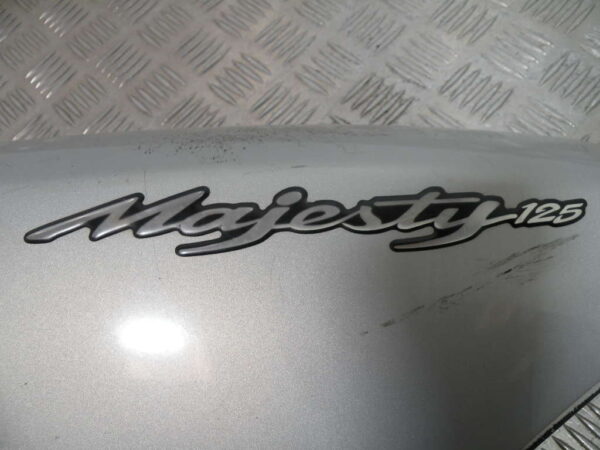 Coque arrière droit YAMAHA MAJESTY 125 4t -2003-