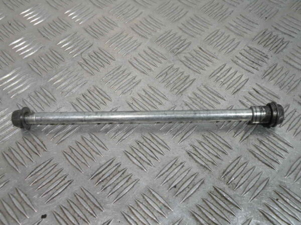 Axe de roue avant YAMAHA MAJESTY 125 4t -2003-