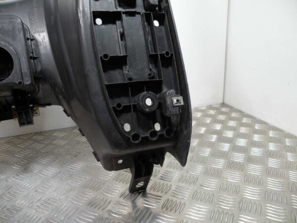 Marche pied SYM GTS 125I  4t -2014-