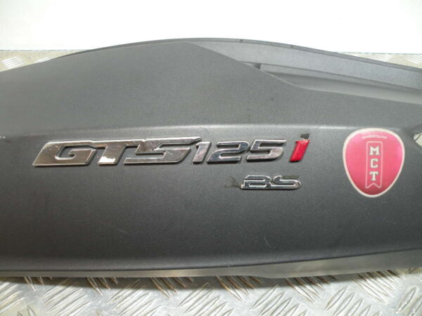 Coque arrière droite SYM GTS 125I  4t -2014-