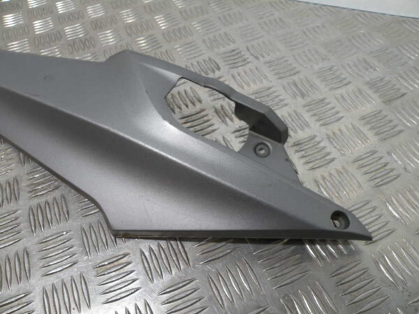 Carénage latéral droit SYM GTS 125I  4t -2014-