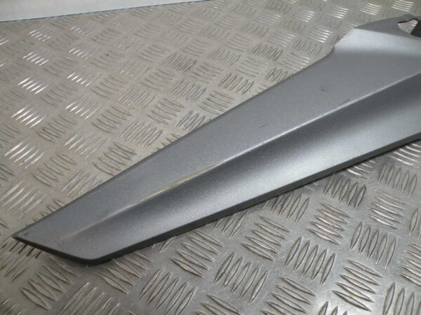 Carénage latéral droit SYM GTS 125I  4t -2014-