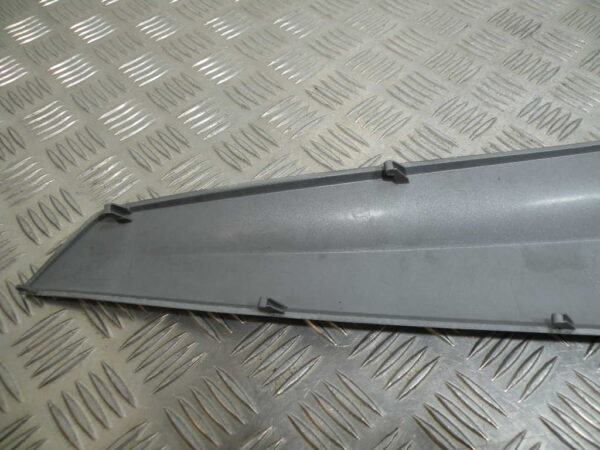 Carénage latéral droit SYM GTS 125I  4t -2014-