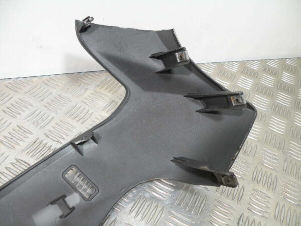 Bas de caisse gauche SYM GTS 125I  4t -2014-