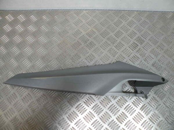 Carénage latéral gauche SYM GTS 125I  4t -2014-