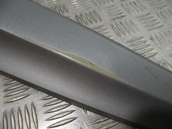 Carénage latéral gauche SYM GTS 125I  4t -2014-