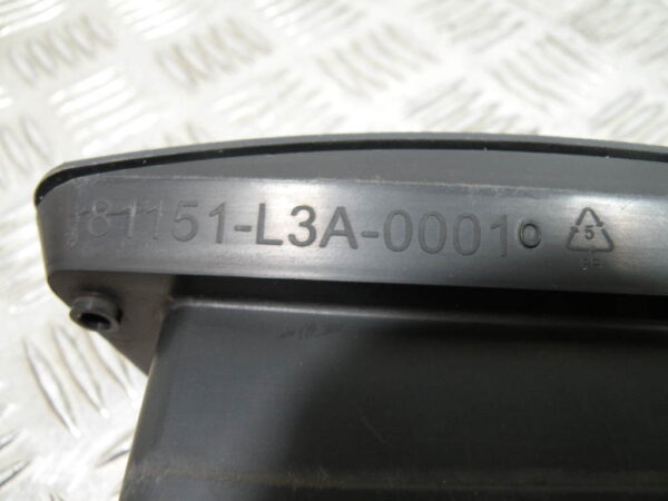 Grille d’aération de tablier SYM GTS 125I  4t -2014-