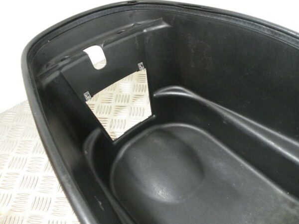 Coffre sous selle SYM GTS 125I  4t -2014-