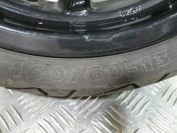 Roues arrière SYM GTS 125I  4t -2014-