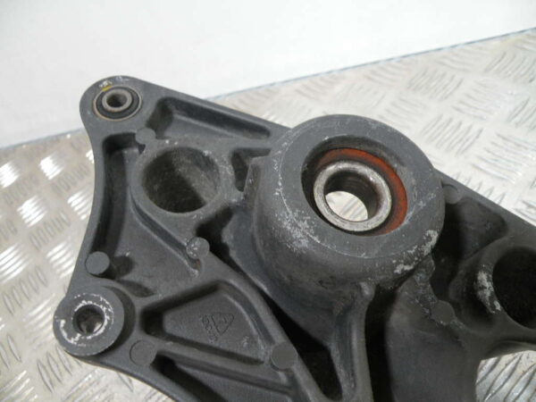 Bras oscillant SYM GTS 125I  4t -2014-