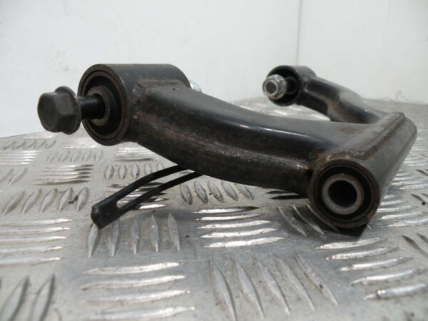Support moteur SYM GTS 125I  4t -2014-