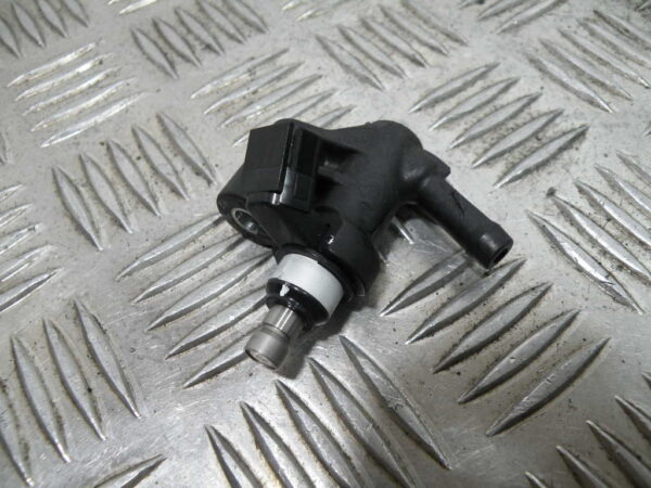 Axe moteur SYM GTS 125I  4t -2014-