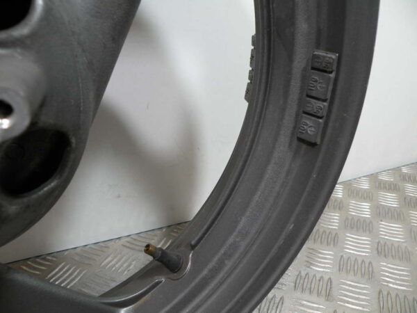 Jante arrière YAMAHA XJ6 DIVERSION 600 4t -1998-