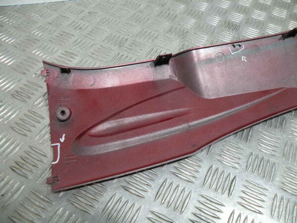 Sabot bas de caisse droit   DAELIM S2 125 4t -2010-