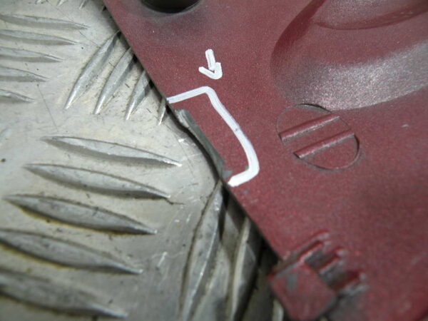 Sabot bas de caisse droit   DAELIM S2 125 4t -2010-