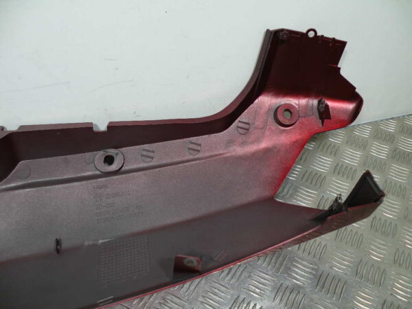 Coque arrière droite   DAELIM S2 125 4t -2010-