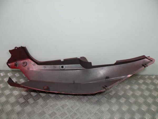 Coque arrière gauche   DAELIM S2 125 4t -2010-