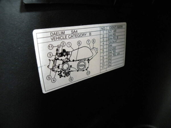 Coffre sous selle   DAELIM S2 125 4t -2010-