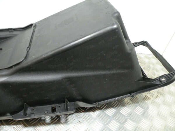 Coffre sous selle   DAELIM S2 125 4t -2010-