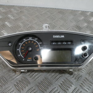 Compteur (25 898 km)   DAELIM S2 125 4t -2010-