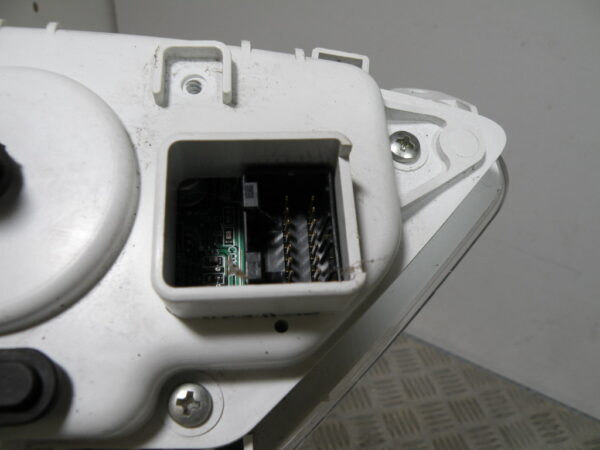 Compteur (25 898 km)   DAELIM S2 125 4t -2010-